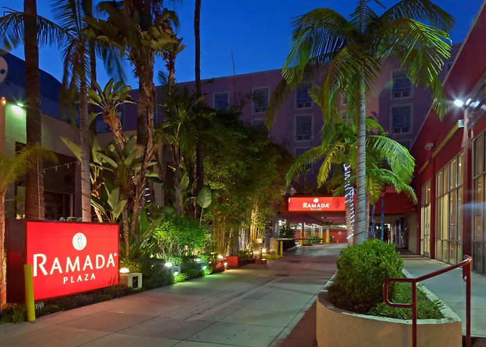 Ramada Plaza By Wyndham West Hollywood Hotel & Suites