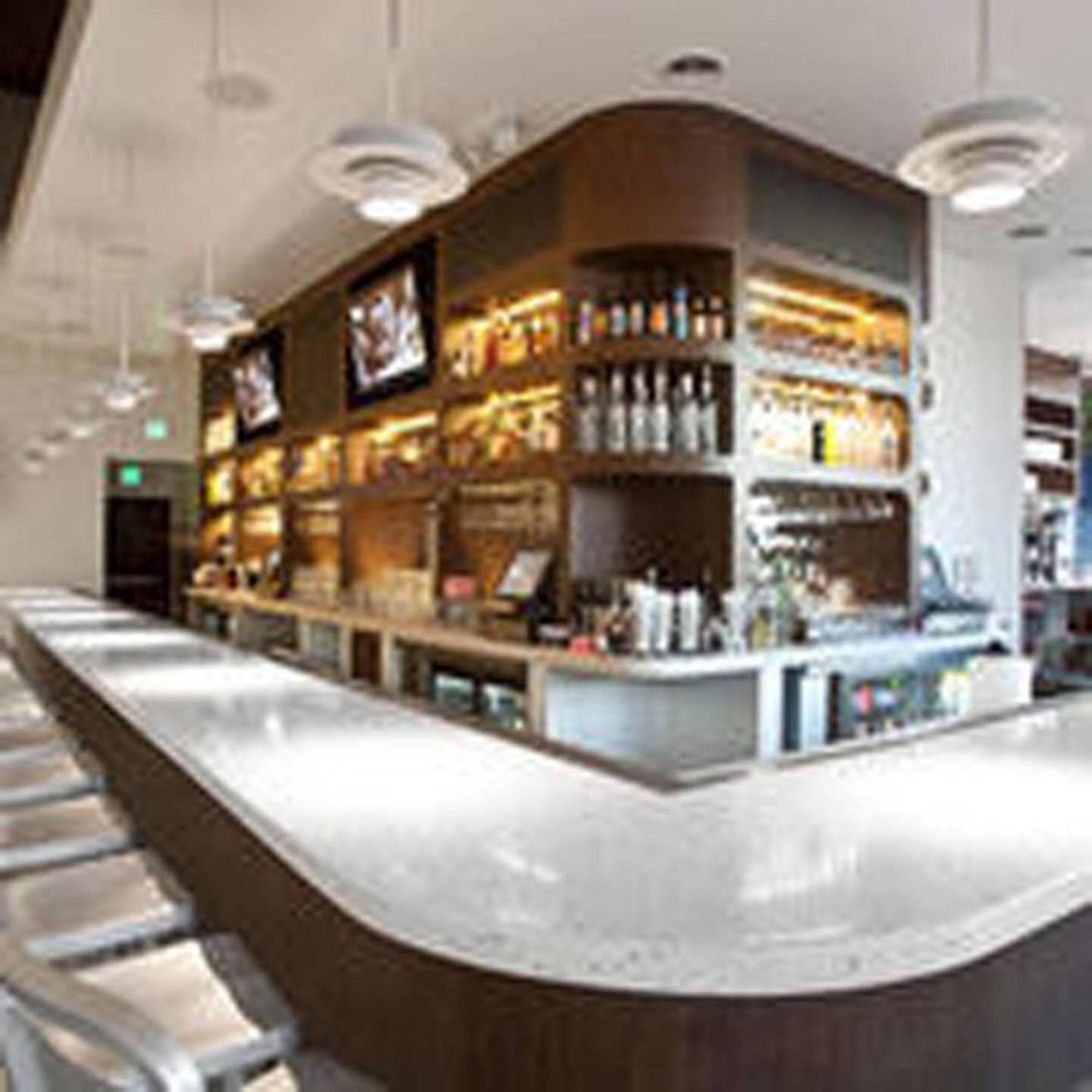 Ramada Plaza By Wyndham West Hollywood & Hotel