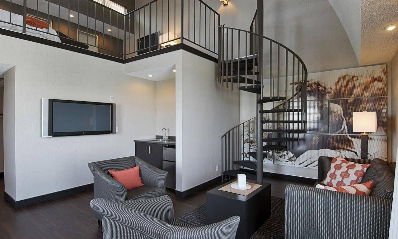 Hotel Ramada Plaza By Wyndham West Hollywood & Los Angeles